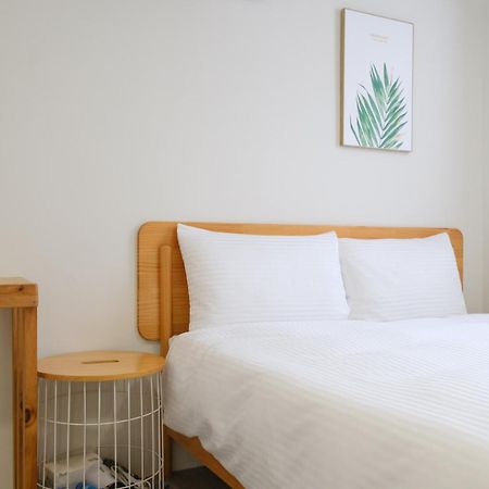 See U Apartment Тайнан Екстериор снимка