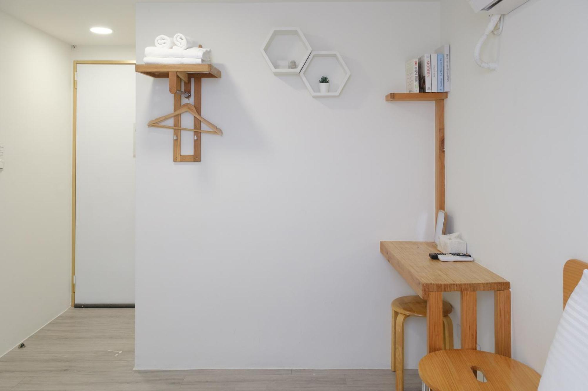 See U Apartment Тайнан Екстериор снимка