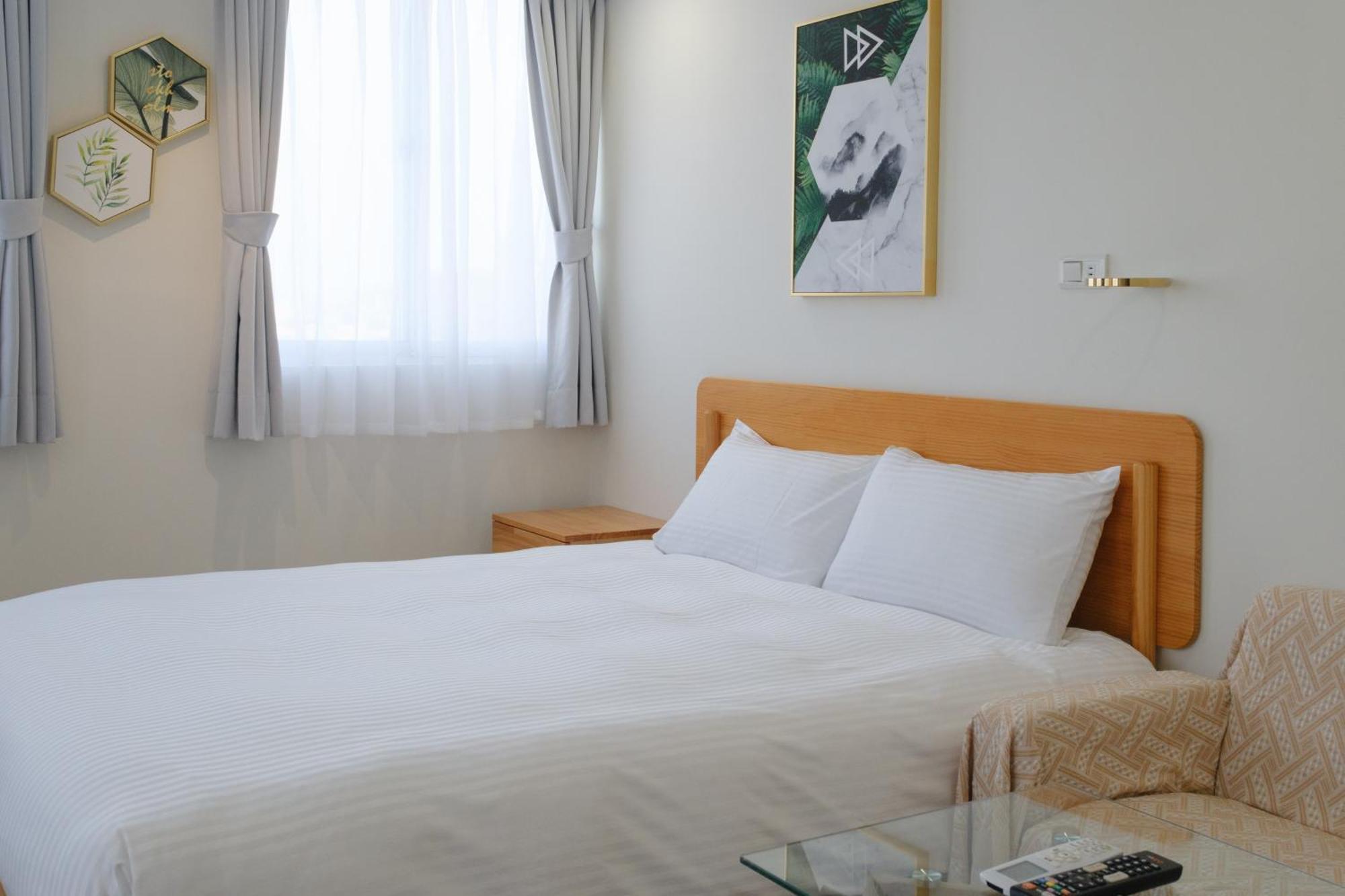 See U Apartment Тайнан Екстериор снимка